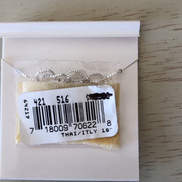 Lord & Taylor cubic zirconia necklace Silver 18” - Picture 3 of 3